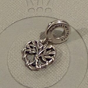 Authentic Pandora family tree charm
